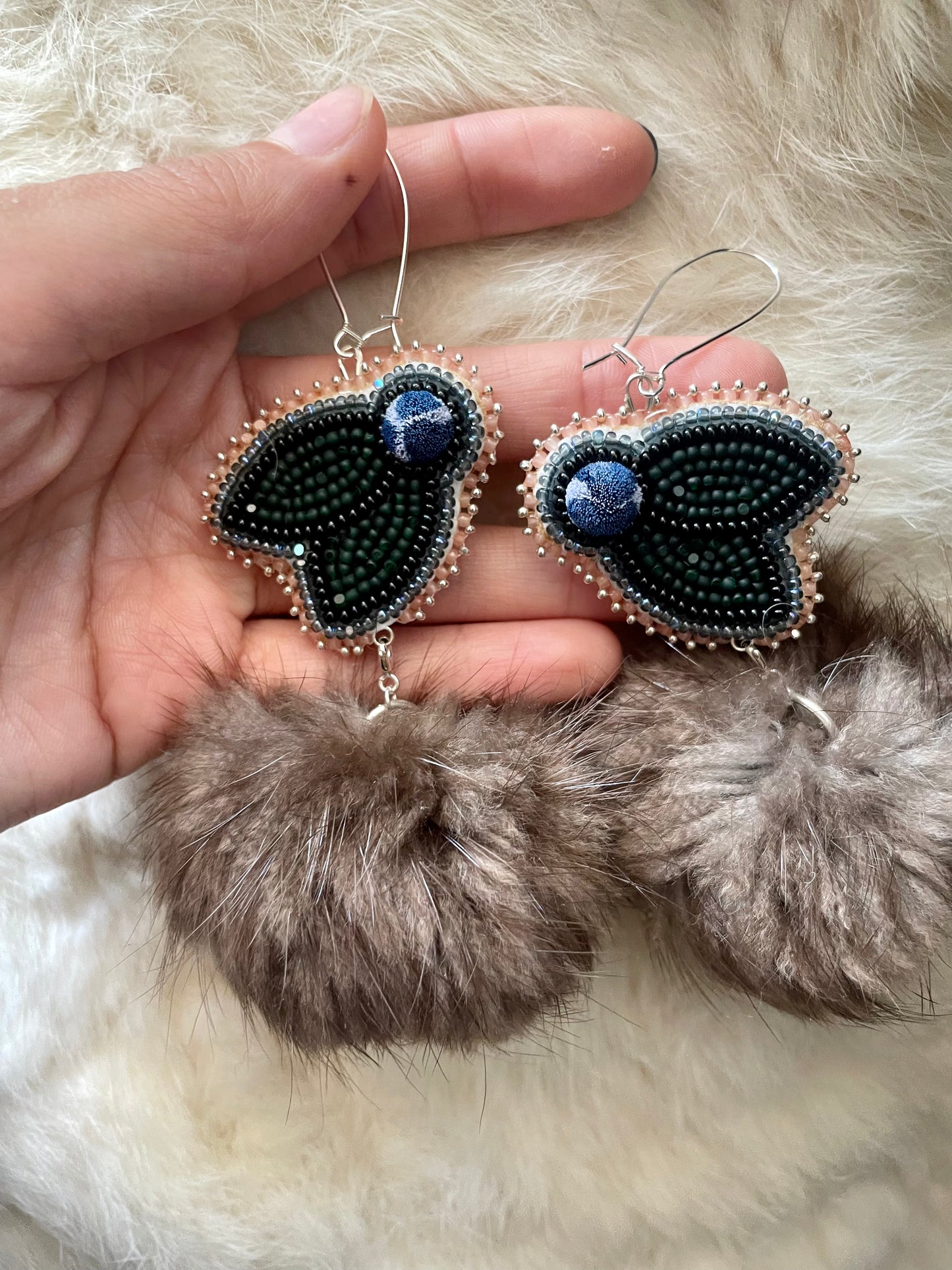 3-in-1 Beaver Pom Blueberries