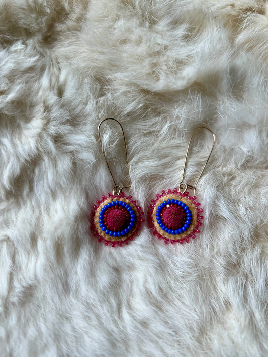 Magenta Simple Tufts